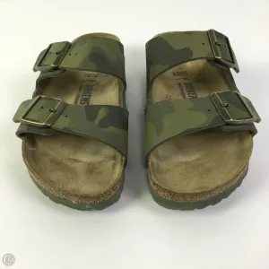 Sandals Flats By Birkenstock In Camouflage Print, Size: 8