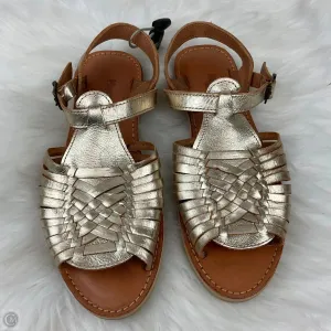 Sandals Flats By Cmc In Gold, Size: 10