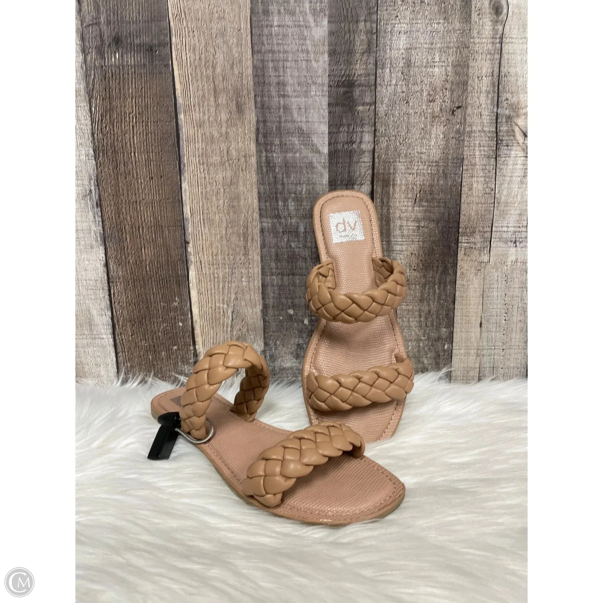 Sandals Flats By Dv In Beige, Size: 7.5