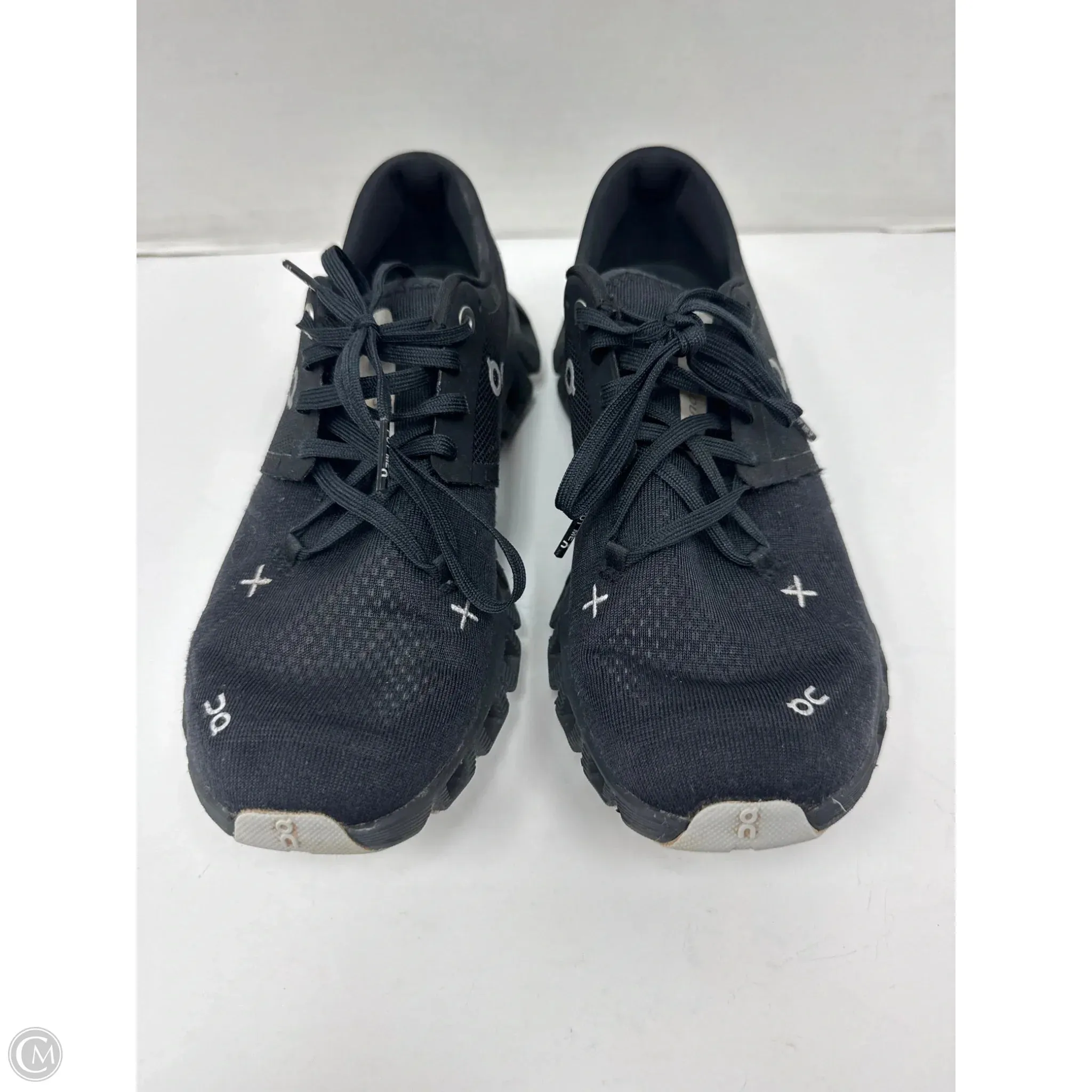 Shoes Athletic By On In Black, Size: 6.5