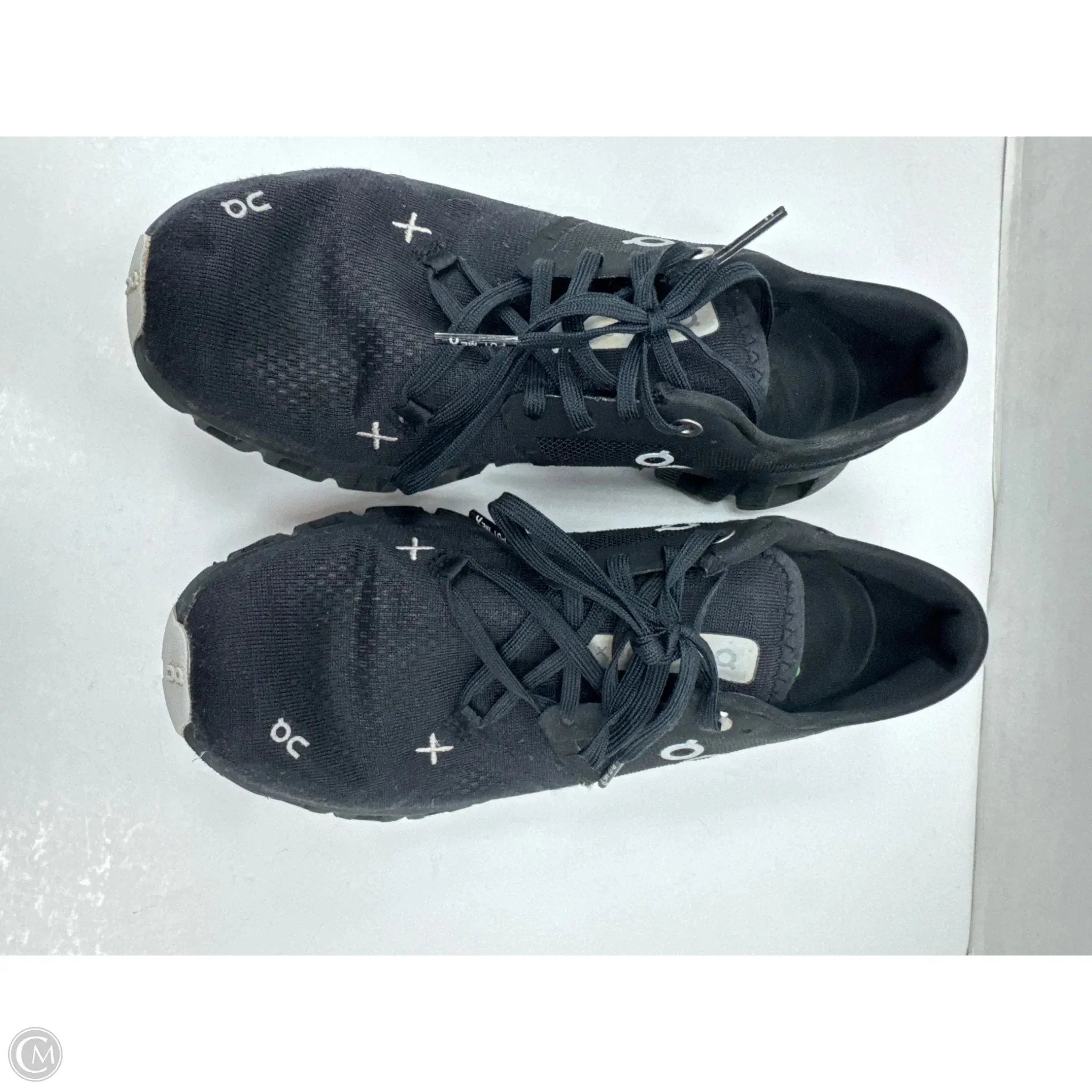 Shoes Athletic By On In Black, Size: 6.5