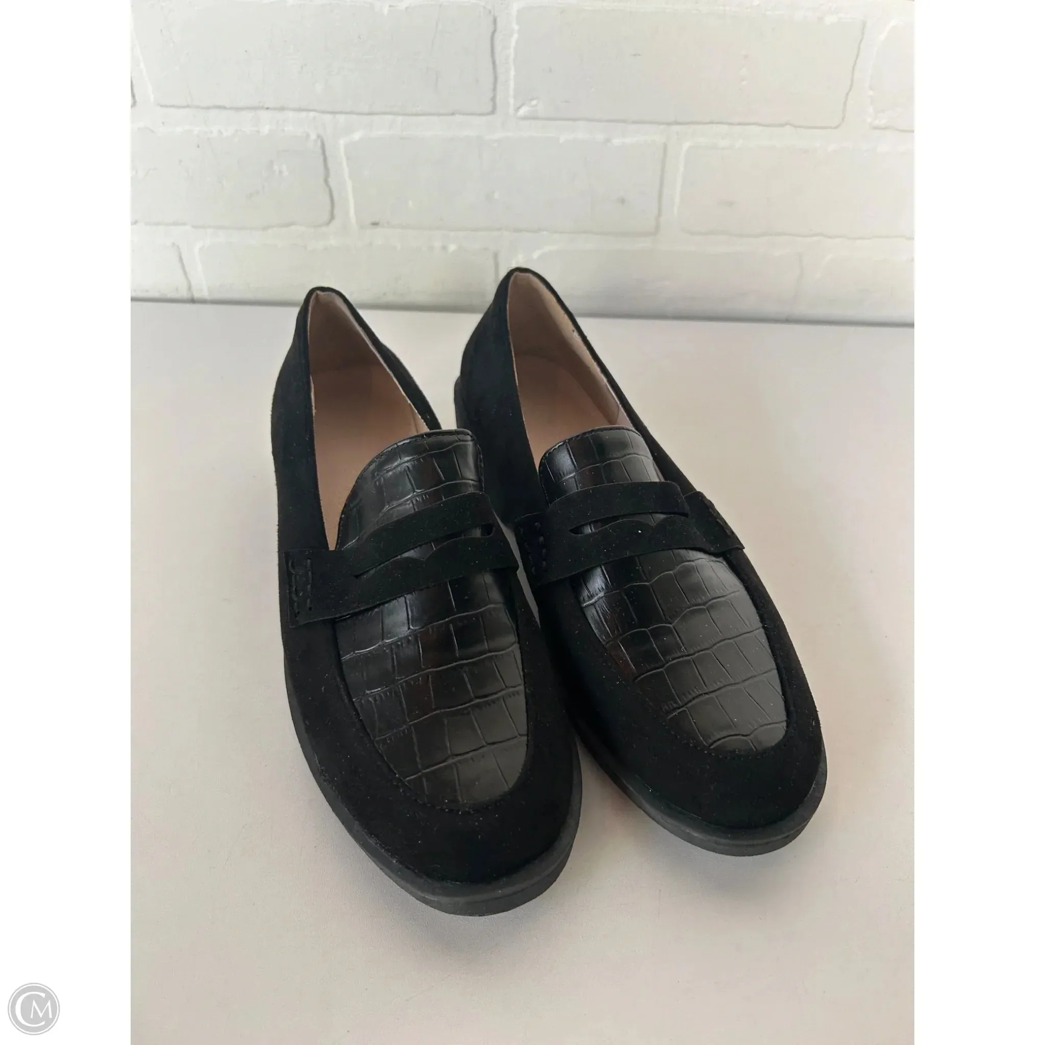 Shoes Flats By Clothes Mentor In Black, Size: 8.5