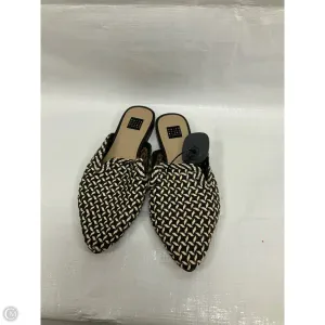 Shoes Flats By White House Black Market In Black, Size: 7