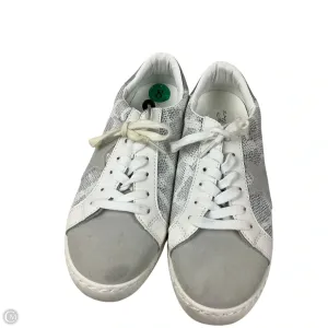 Shoes Sneakers By Vintage Havana In Snakeskin Print, Size: 8