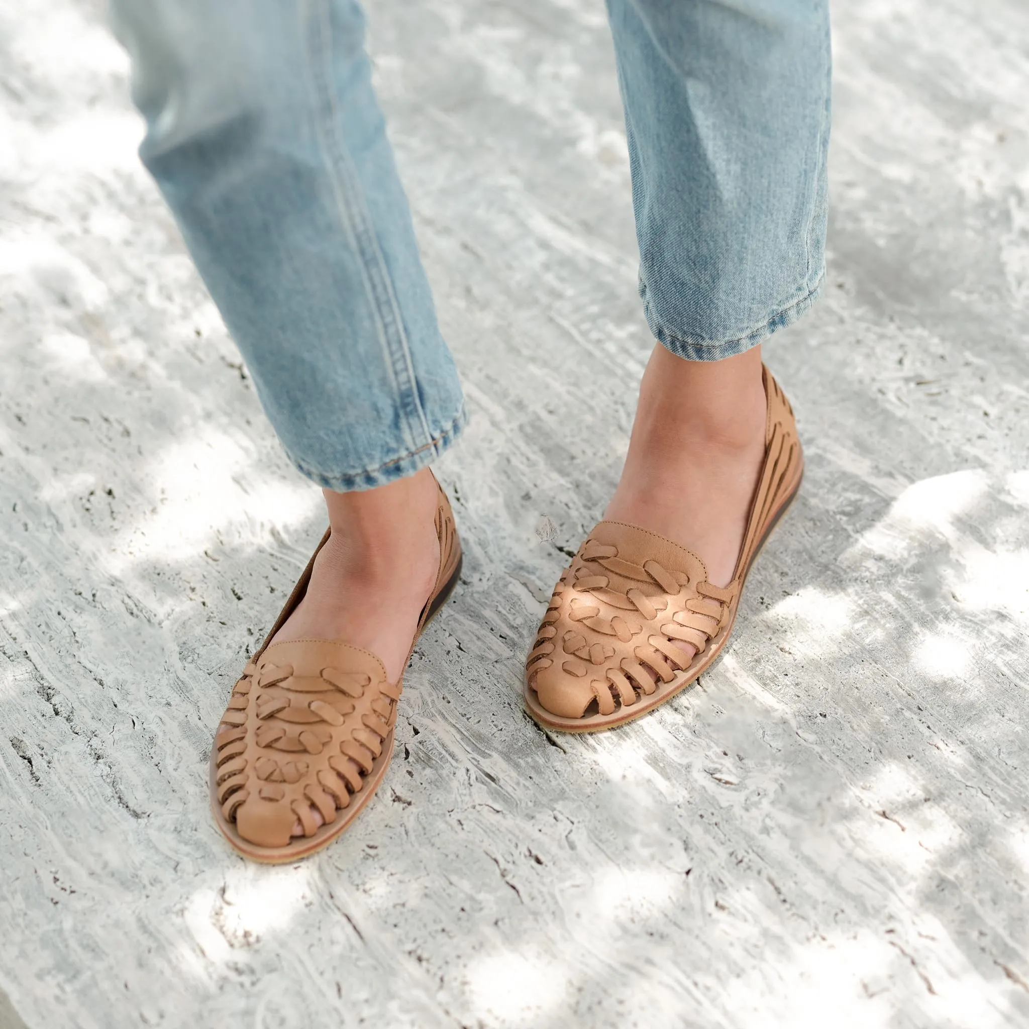Women's Huarache Sandal Almond -NISOLO